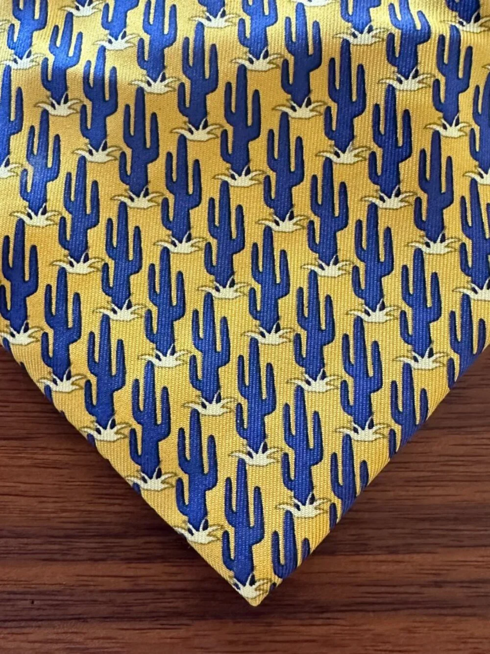 Gucci Yellow Blue Cactus Print Silk Tie
